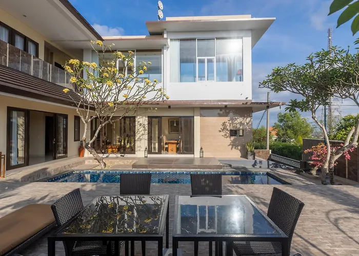 Villa Mayasari